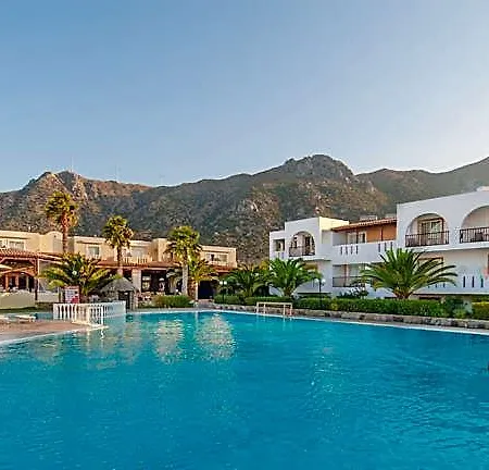 Hotel Akti Club