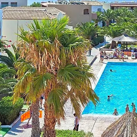 Akti Club 4*