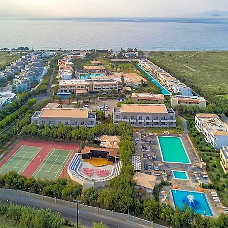 Akti Club