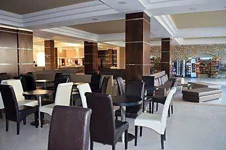 Akti Club